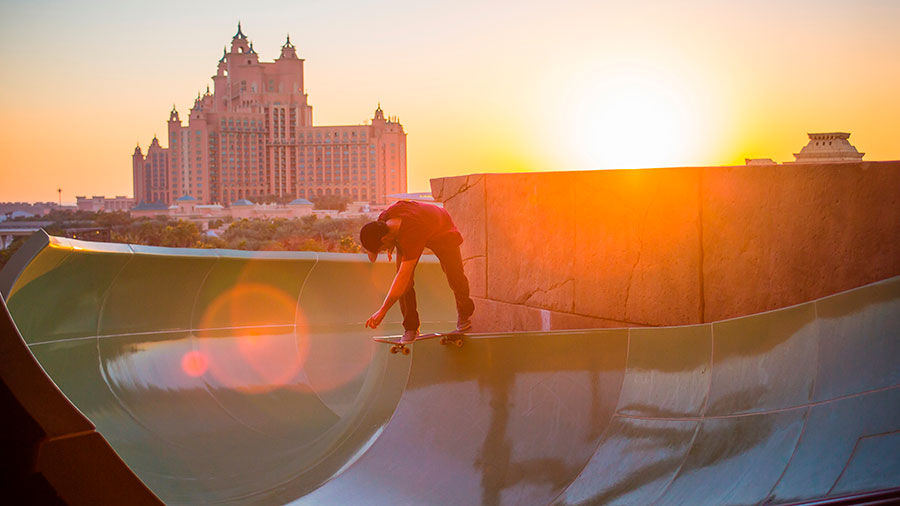Skateboarding at Atlantis, The Palm Dubai. Photo: Red Bull/Lichtbildstelle