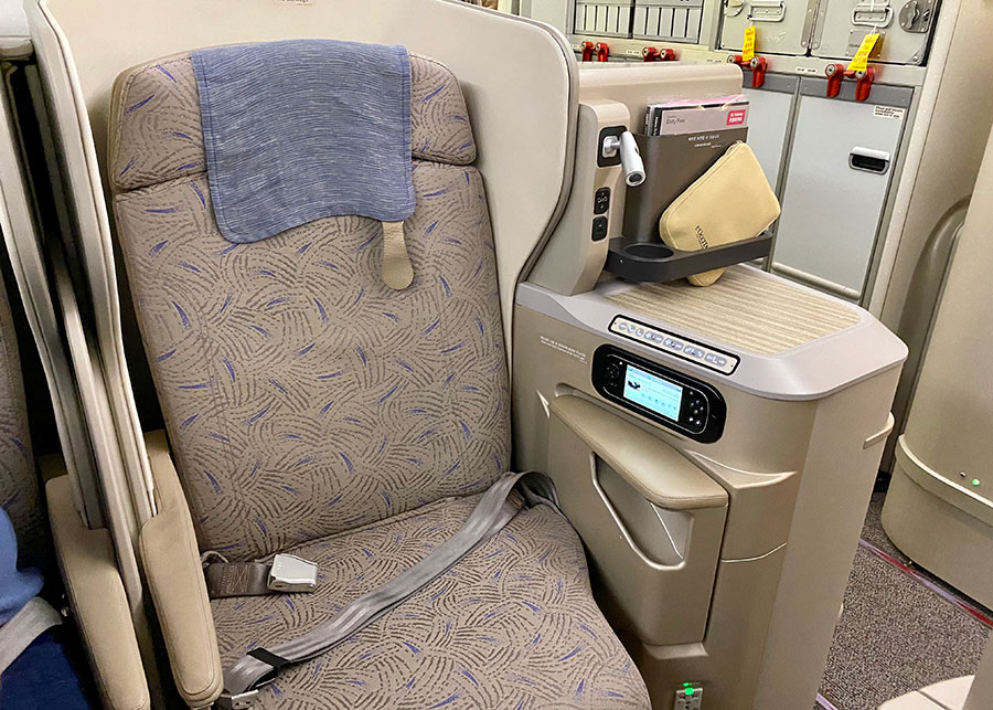 Asiana Airlines 'Business Smartium Class' seat. Credit: Chris Ashton
