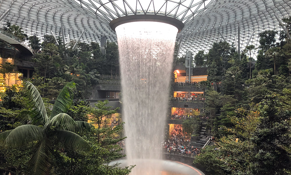 My 27-Hour Vacation in Singapore's Changi Airport - The New York Times